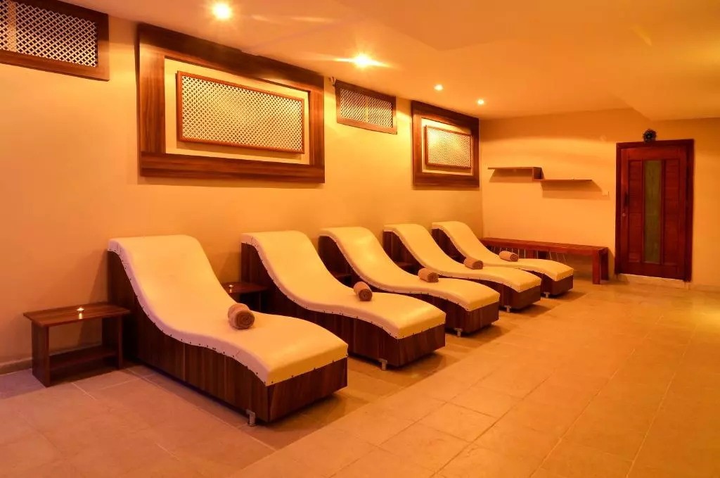 CITYS HILL HOTEL SPA.jpg